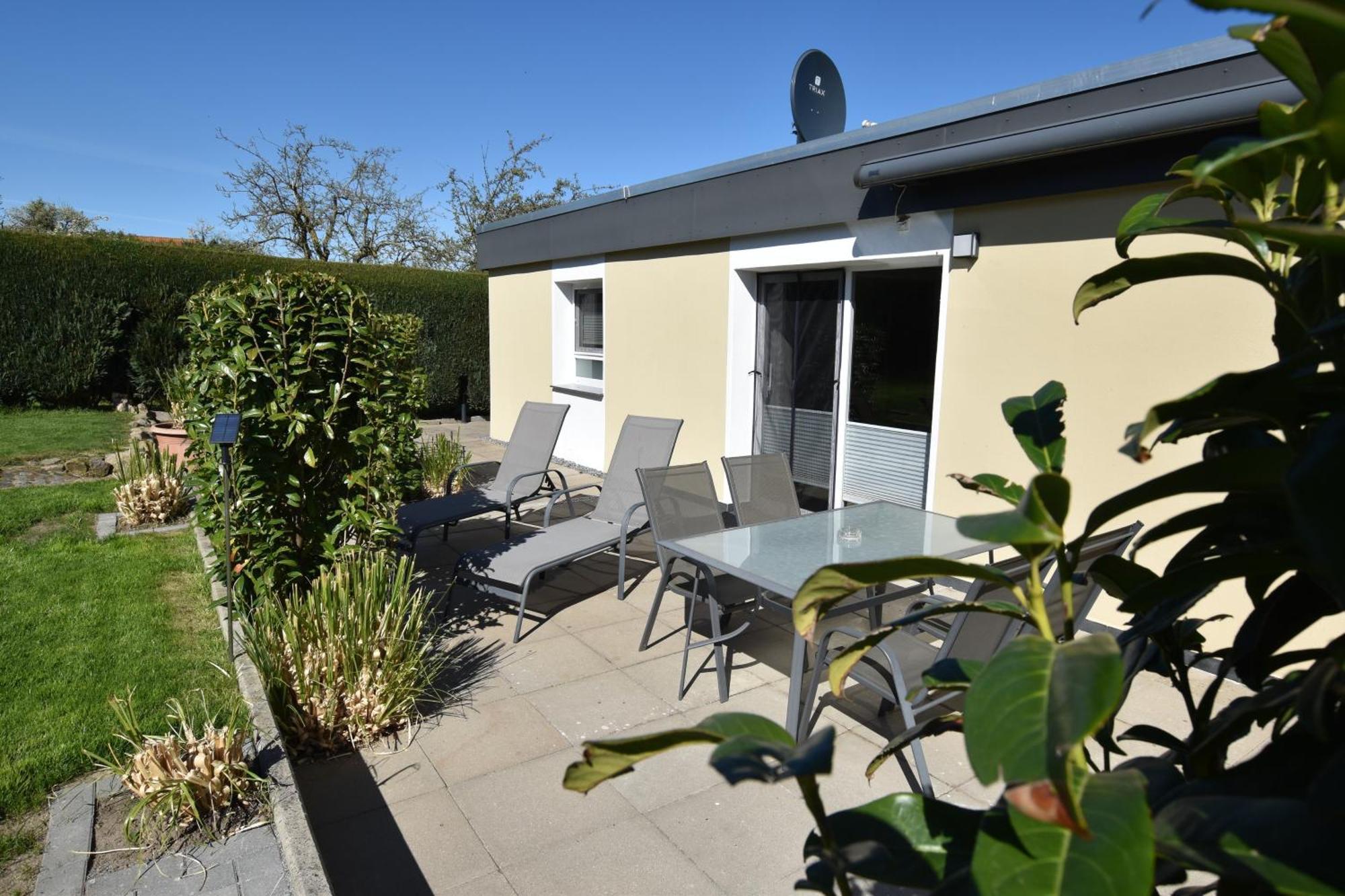 9004 Bungalow Achtern Huus Grube Exterior foto